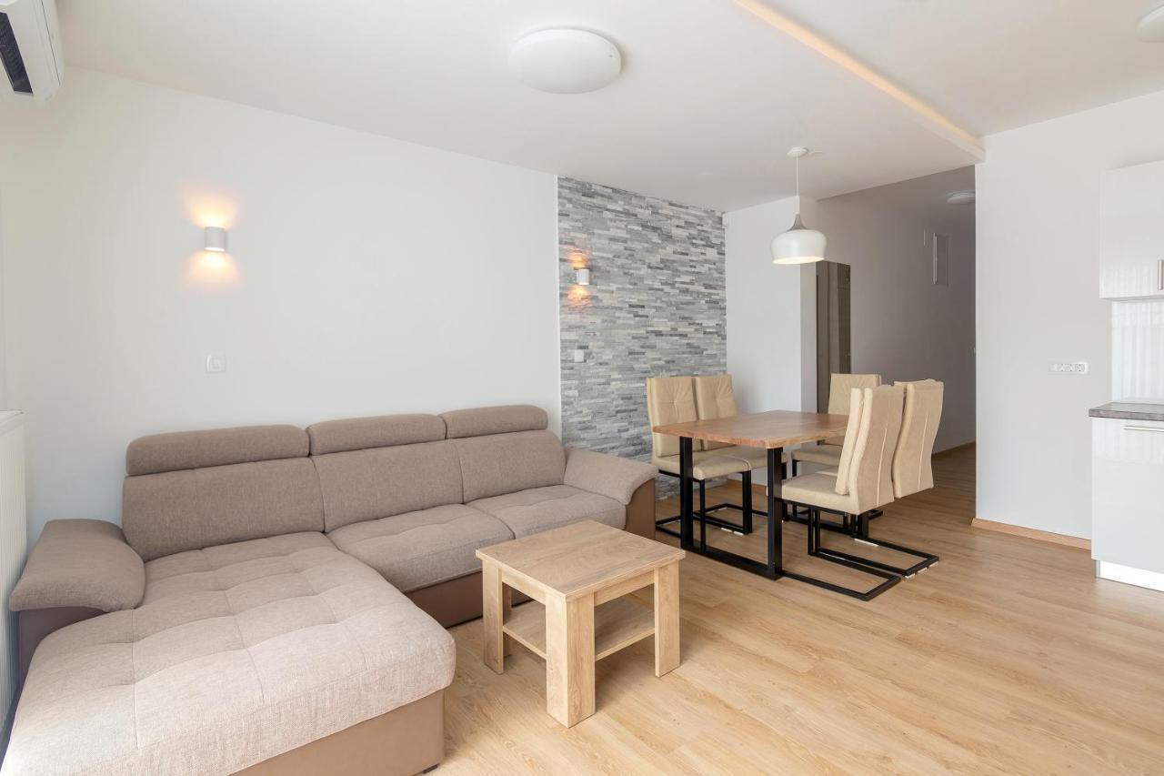 Vila Vita Apartments Кранска гора Екстериор снимка
