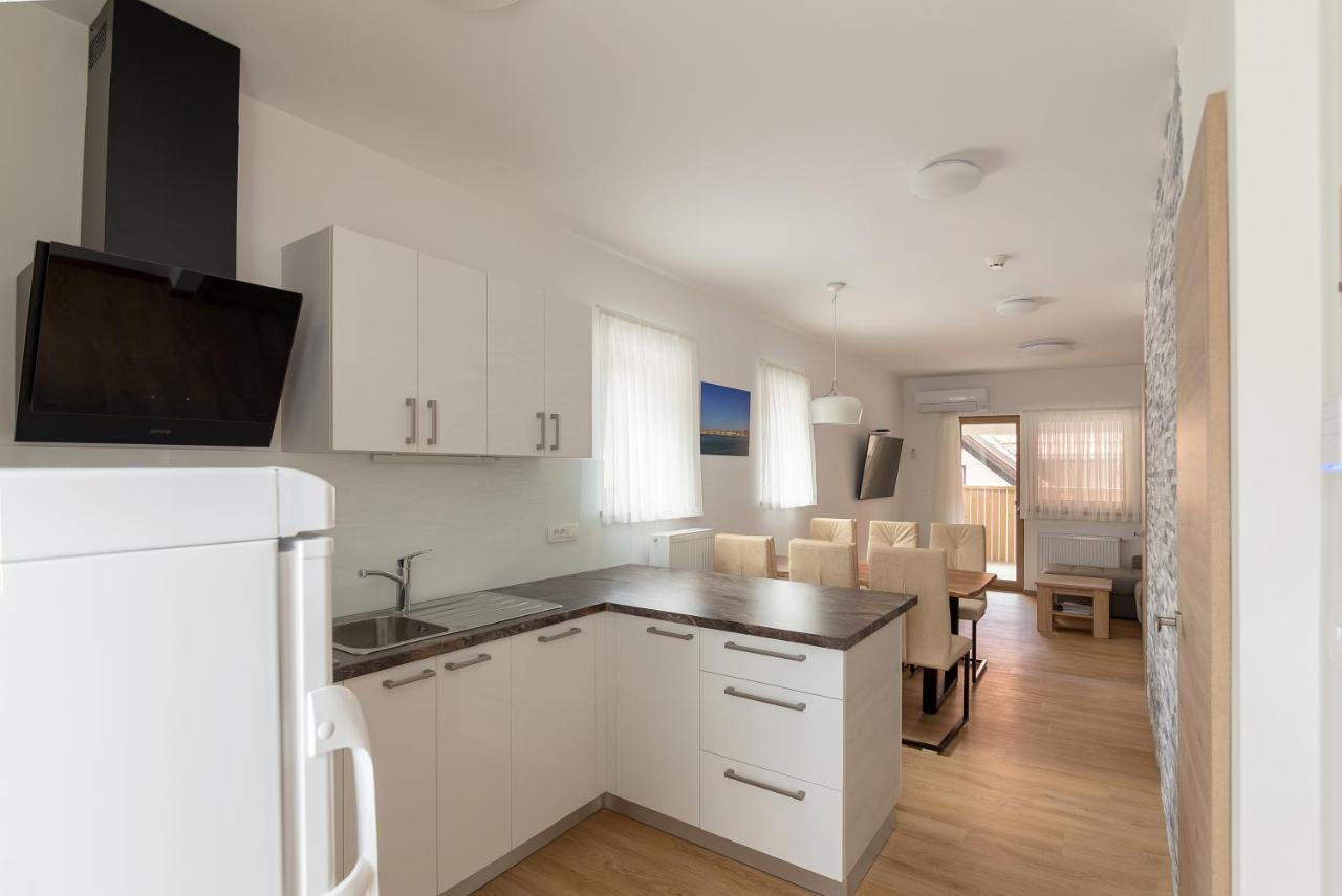 Vila Vita Apartments Кранска гора Екстериор снимка