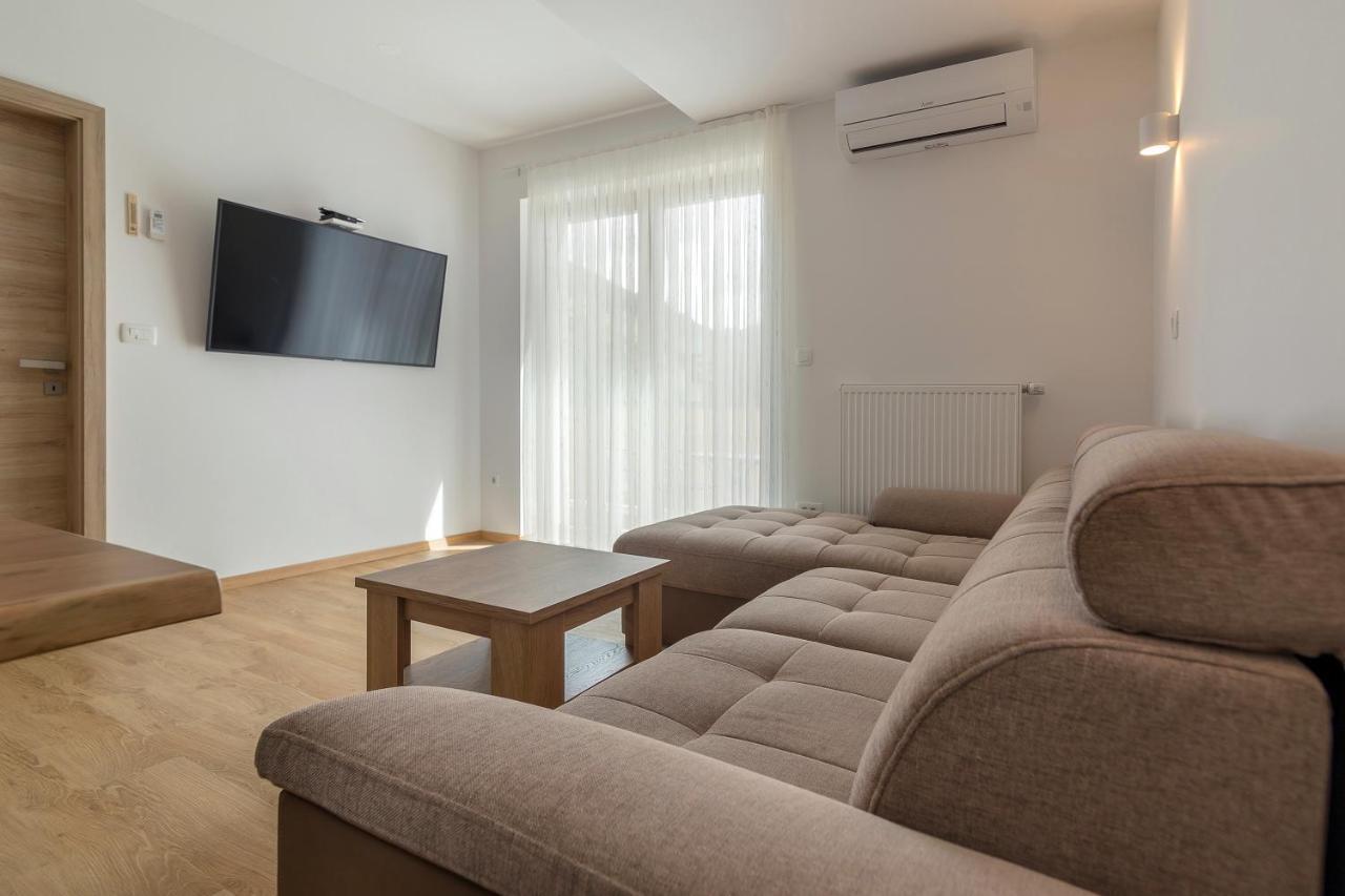 Vila Vita Apartments Кранска гора Екстериор снимка
